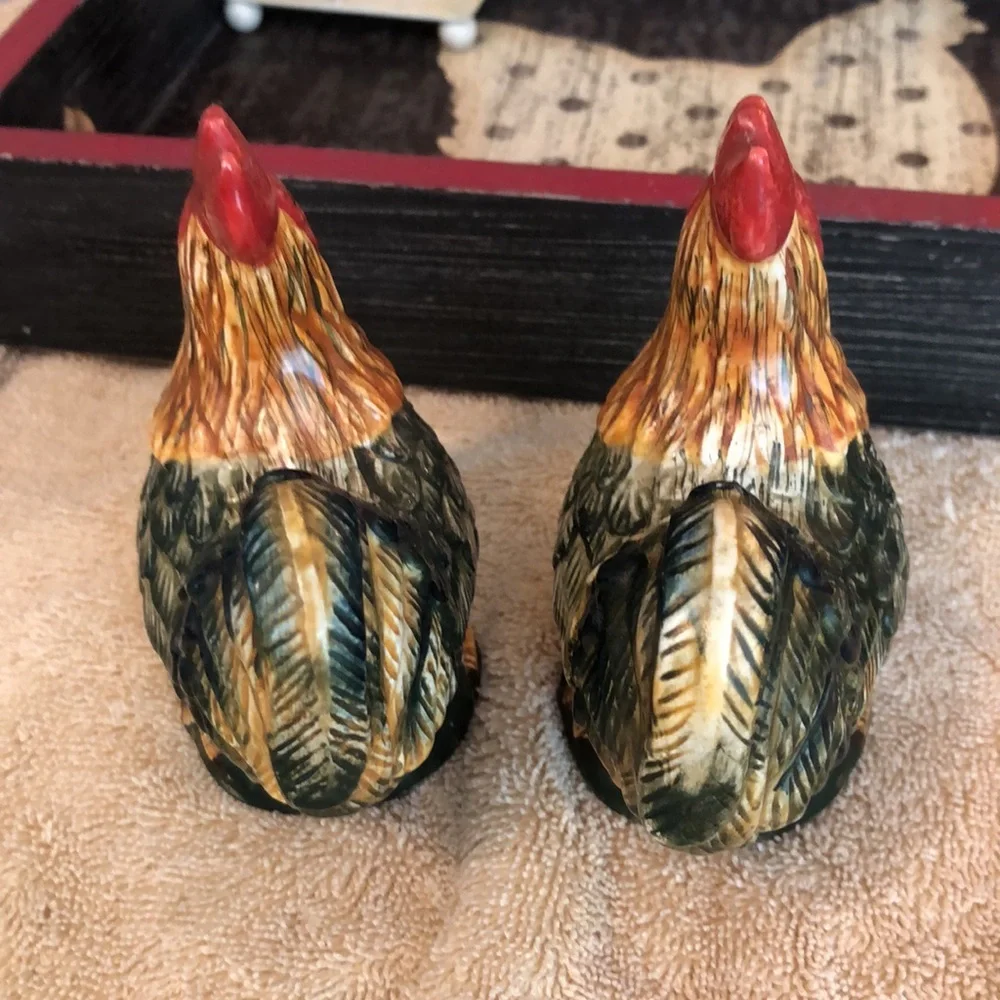 Awesome HOME Brand 🐓 Rooster/Chicken Farmhouse Salt Pepper Shakers Set Rustic